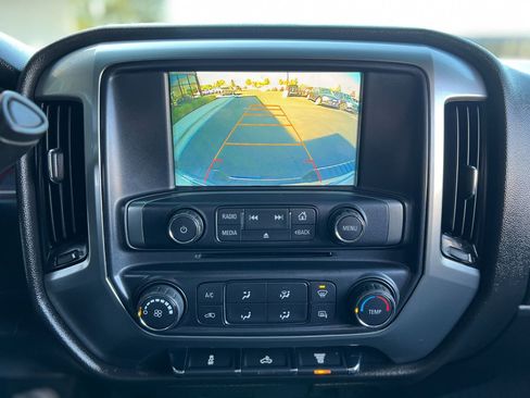 Used 2017 Chevrolet Silverado 2500 LT image 19