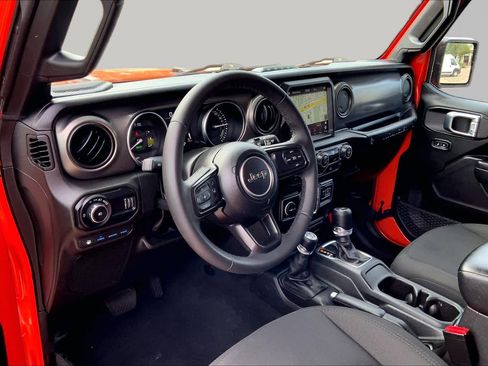 Certified 2023 Jeep Wrangler Unlimited w/ 8.4" Radio Group AWD/4WD image 16