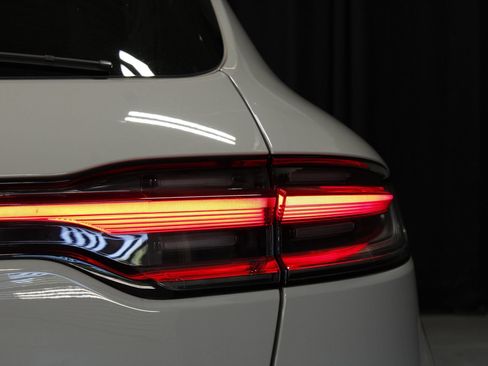 New 2026 Porsche Macan S AWD/4WD image 21