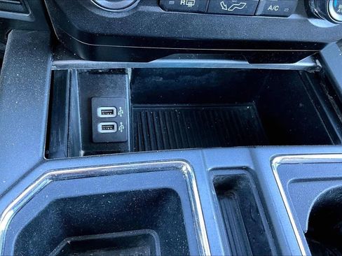 Used 2020 Ford F150 XLT w/ Equipment Group 302A Luxury AWD/4WD image 17