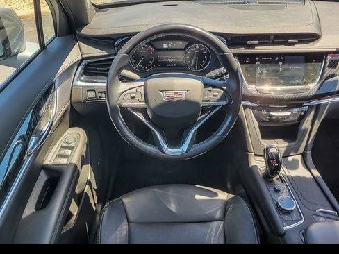 Certified 2023 Cadillac XT6 Premium Luxury w/ LPO, Floor Liner Package AWD/4WD image 15