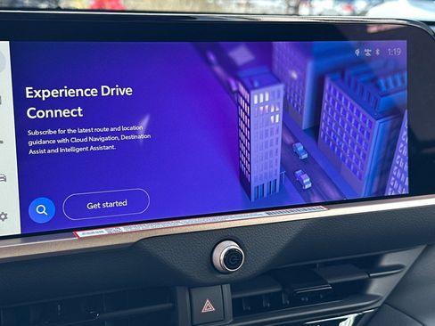 New 2025 Toyota Crown Signia image 21