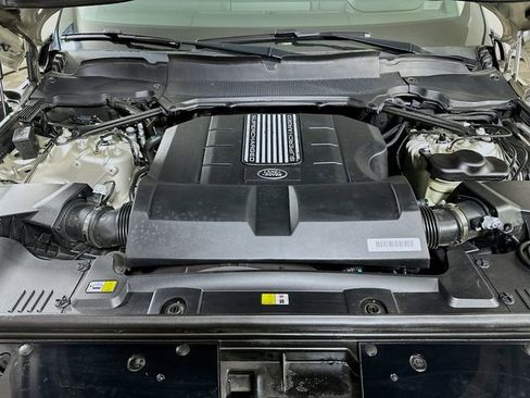 Used 2021 Land Rover Range Rover Autobiography Fifty Edition image 33