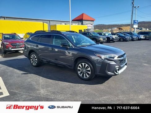 Used 2023 Subaru Outback Limited image 8