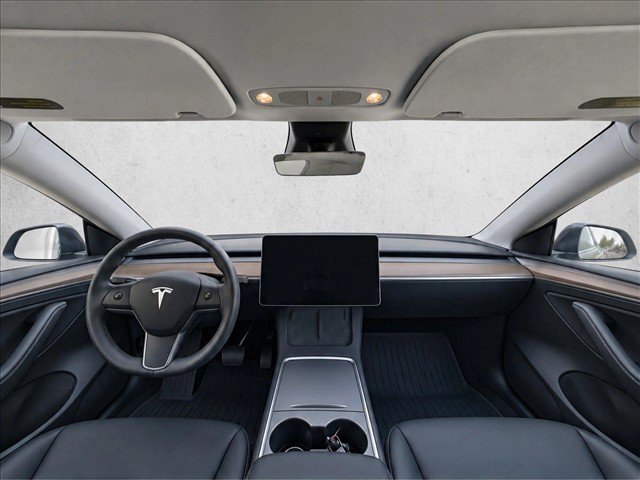 Used 2025 Tesla Model Y Long Range AWD/4WD image 22