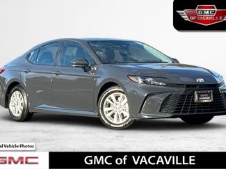 Used 2025 Toyota Camry LE video 1