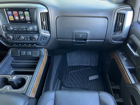 Used 2019 Chevrolet Silverado 2500 LTZ w/ Duramax Plus Package AWD/4WD image 33