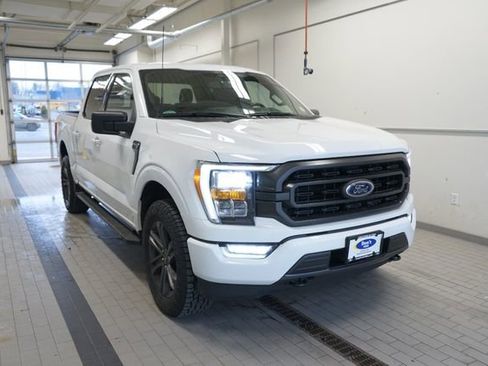 Used 2022 Ford F150 XLT w/ Equipment Group 302A High image 17