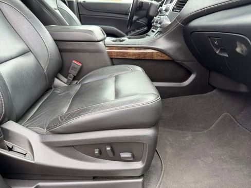 Used 2020 Chevrolet Tahoe LT AWD/4WD image 14
