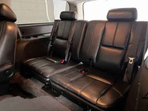 Used 2008 GMC Yukon XL Denali AWD/4WD image 24