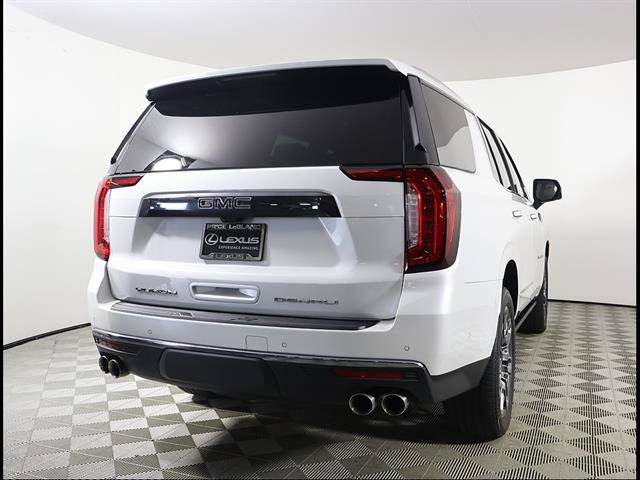 Used 2023 GMC Yukon Denali Ultimate AWD/4WD image 5