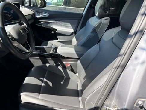 Used 2023 Volkswagen ID.4 Pro S AWD/4WD image 7