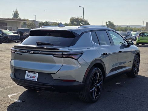 New 2026 Chevrolet Equinox EV LT w/ LPO, Blackout Package image 7