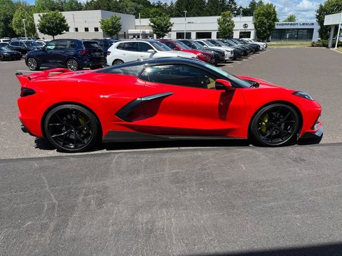 Used 2021 Chevrolet Corvette Stingray Premium Conv w/ Z51 Performance Package RWD image 6