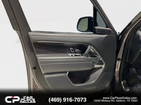 Used 2023 Land Rover Range Rover SE AWD/4WD image 9