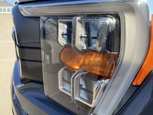 Used 2021 Ford F150 XLT w/ Equipment Group 302A High AWD/4WD image 5