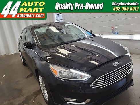 Used 2018 Ford Focus Titanium w/ Titanium Technology Package FWD image 1