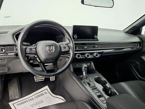 Used 2025 Honda Civic Sport image 11