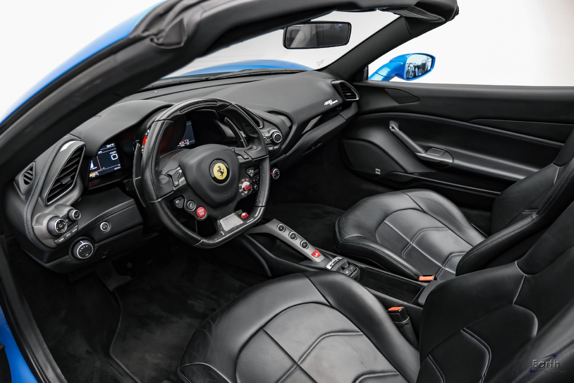 Used 2017 Ferrari 488 Spider RWD image 3