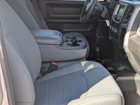 Used 2018 RAM 3500 Tradesman w/ Chrome Appearance Group image 19