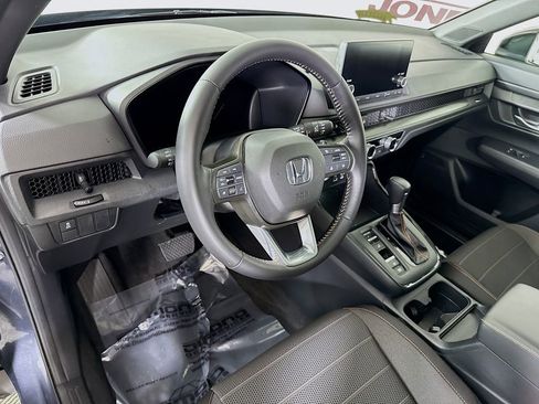Used 2025 Honda CR-V Sport image 18