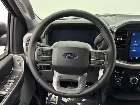 Used 2025 Ford F150 XLT w/ Equipment Group 301A Standard image 23