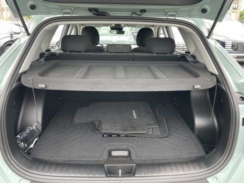 Certified 2025 Hyundai Kona SEL AWD/4WD image 6