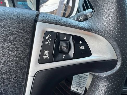Used 2016 Chevrolet Equinox LT FWD image 14