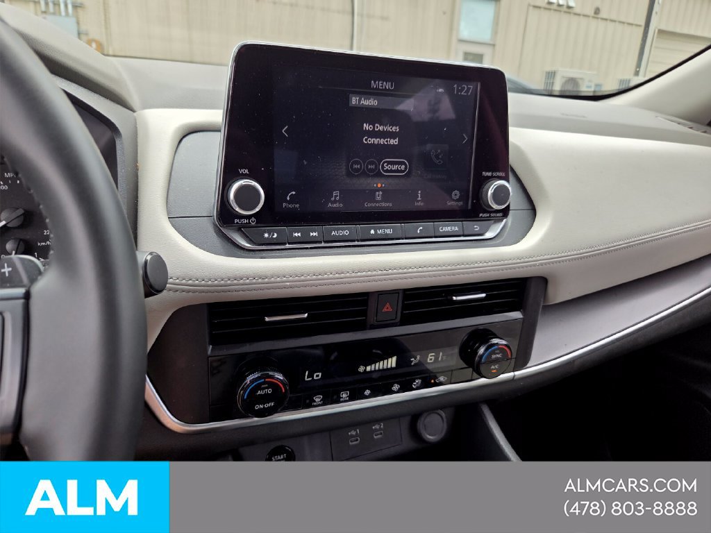 Used 2025 Nissan Rogue SV AWD/4WD image 24