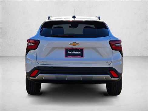 New 2026 Chevrolet Trax LT w/ LT Convenience Package image 8