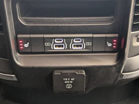 Used 2025 RAM 1500 Laramie AWD/4WD image 23