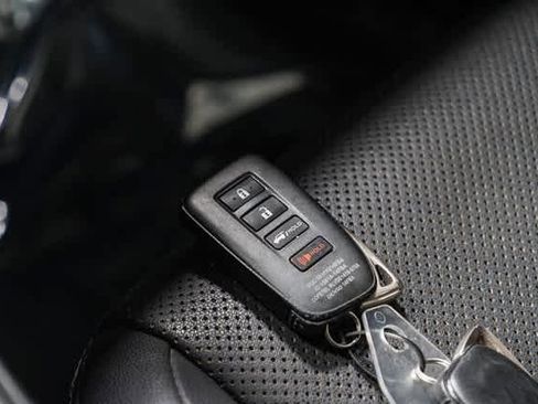 Used 2018 Lexus NX 300 FWD image 29