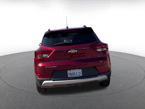 Used 2024 Chevrolet TrailBlazer LT w/ Driver Confidence Package image 12