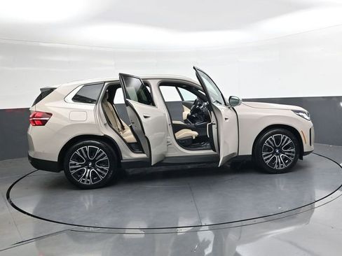 New 2026 BMW X3 xDrive30 w/ Convenience Package image 30