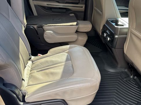 Used 2021 Ford Expedition Limited image 29