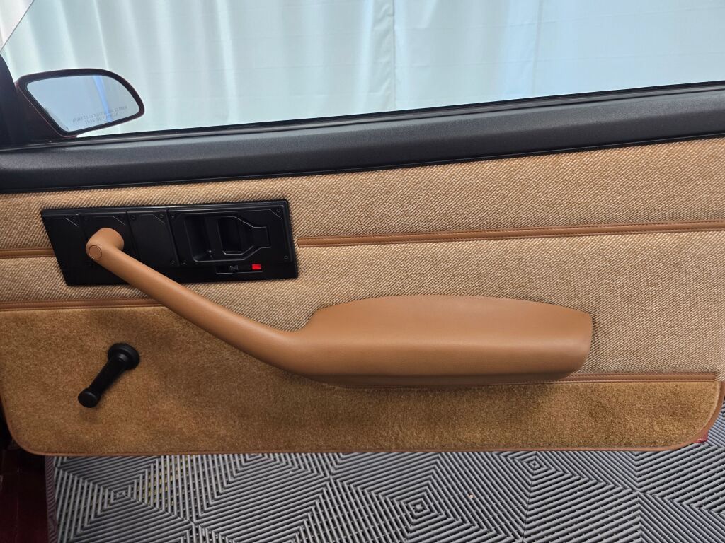 Used 1988 Chevrolet Camaro IROC-Z RWD image 88