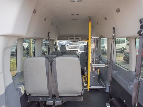 Used 2017 Ford Transit 350 XL RWD image 12