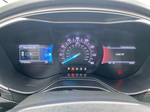 Used 2019 Ford Fusion SE w/ Equipment Group 151A image 12