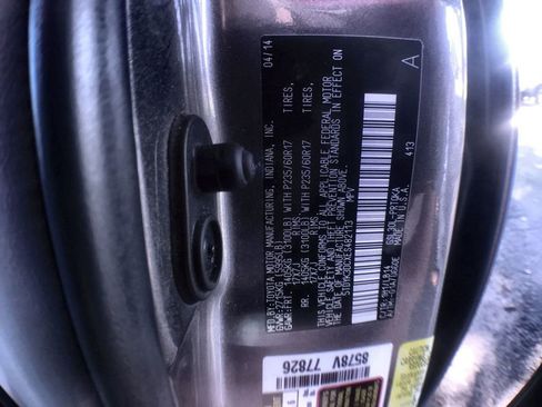 Used 2014 Toyota Sienna XLE image 26