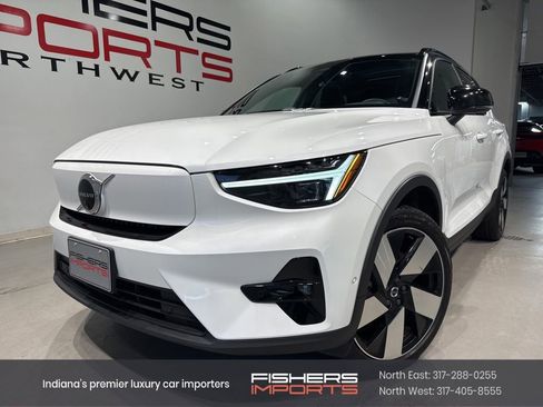 Used 2024 Volvo XC40 Recharge Plus w/ Protection Package Premier image 1