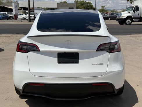 Used 2023 Tesla Model Y Performance AWD/4WD image 6