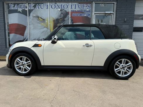 Used 2013 MINI Cooper Convertible image 11