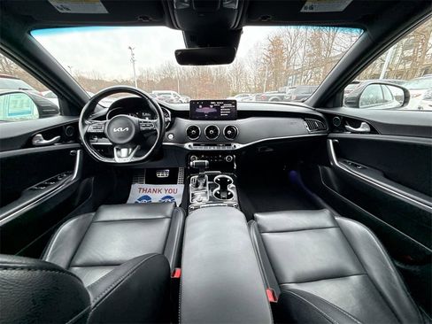Used 2022 Kia Stinger GT-Line image 22