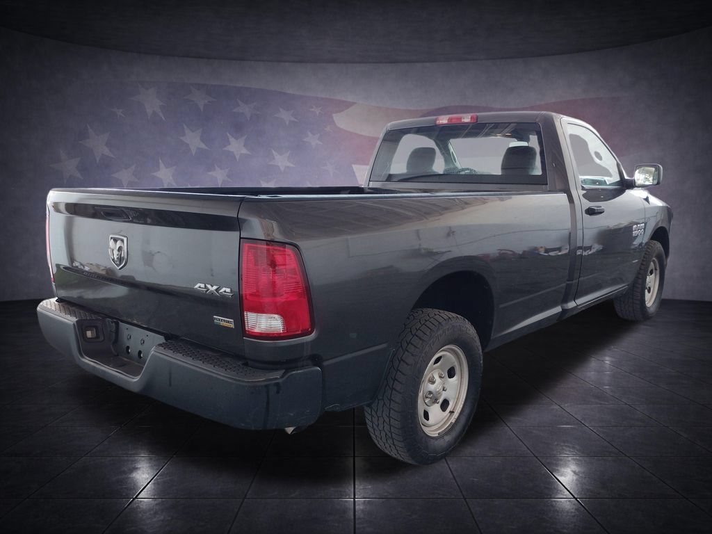 Used 2018 RAM 1500 Express AWD/4WD image 5