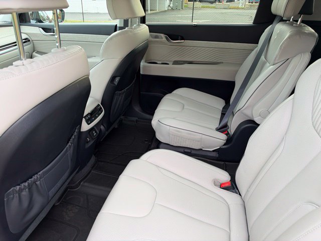 Used 2024 Hyundai Palisade Calligraphy AWD/4WD image 16