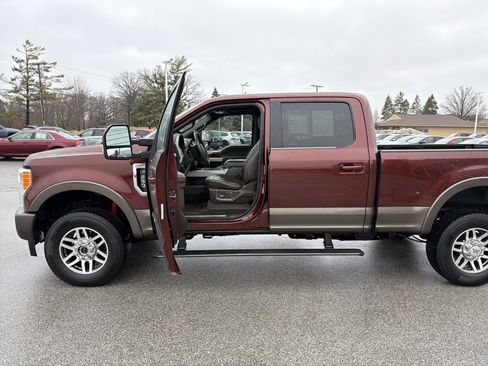 Used 2017 Ford F250 King Ranch w/ King Ranch Ultimate Package image 9