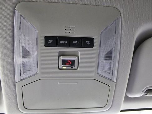 Used 2024 Toyota RAV4 LE image 13