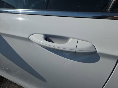 Used 2020 Ford Fusion SE image 23