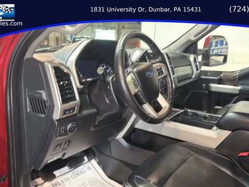 Used 2019 Ford F250 Lariat w/ Lariat Ultimate Package AWD/4WD image 19