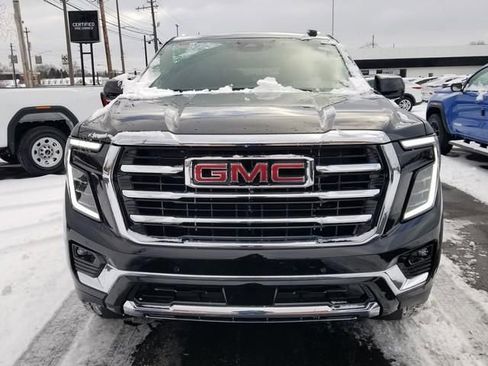 New 2026 GMC Yukon XL Elevation w/ LPO, Floor Liner Package AWD/4WD image 2
